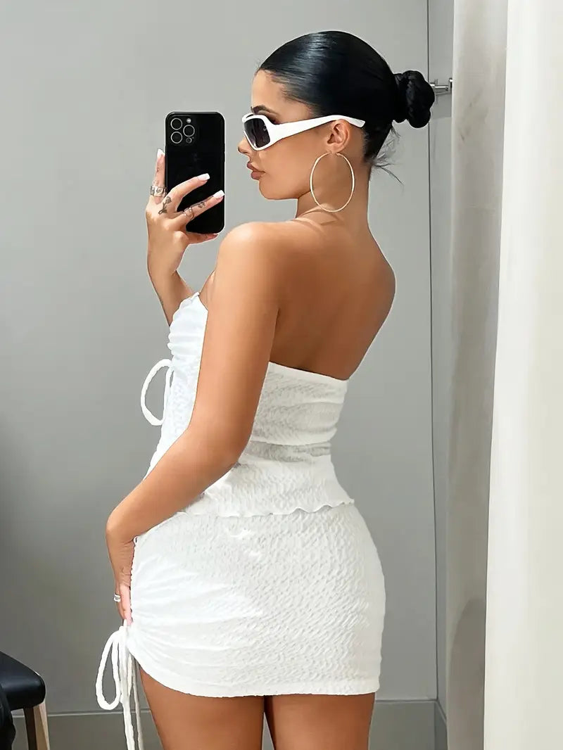 Robe Bandeau Froncée avec Détails Noués et Découpes